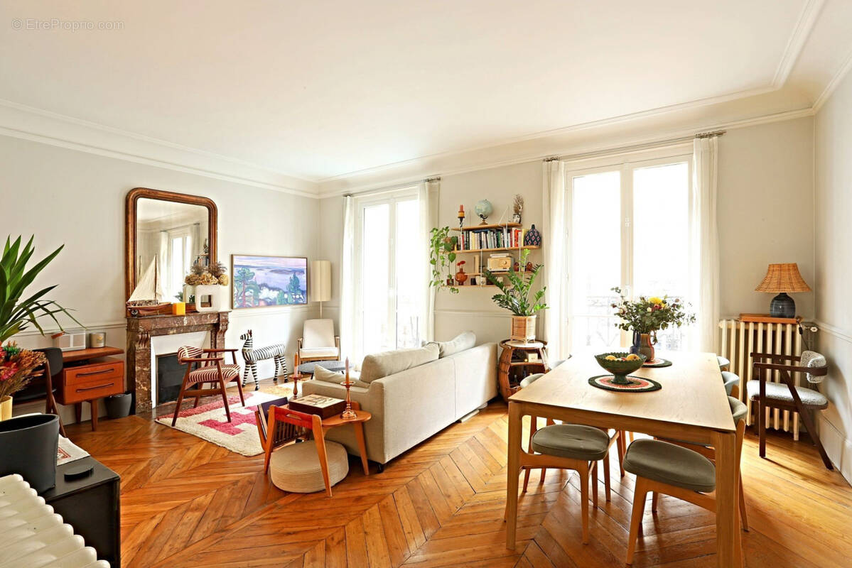 Appartement à PARIS-9E