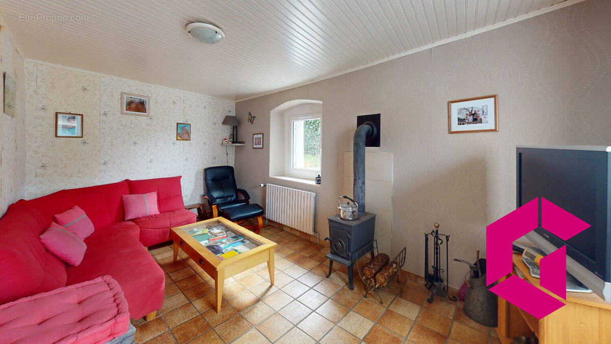 Maison à BAS-EN-BASSET