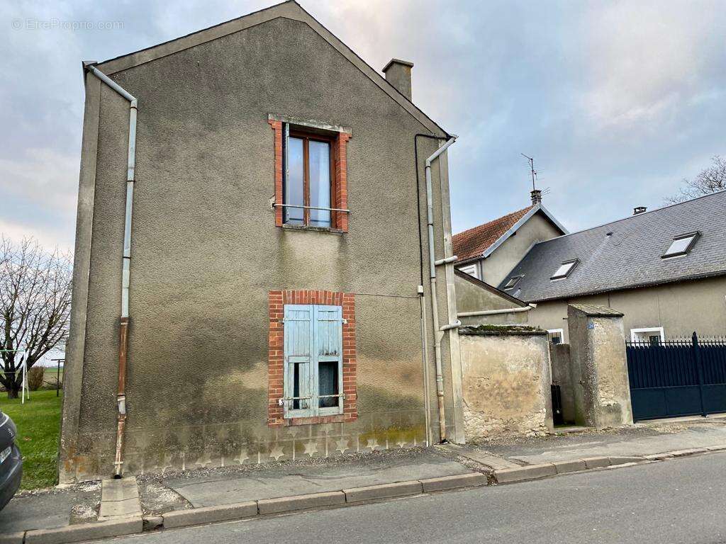 Maison à ANGERVILLE
