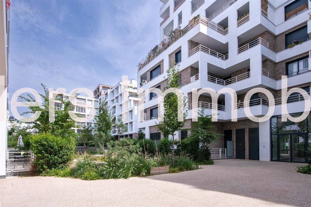 Appartement à RUEIL-MALMAISON