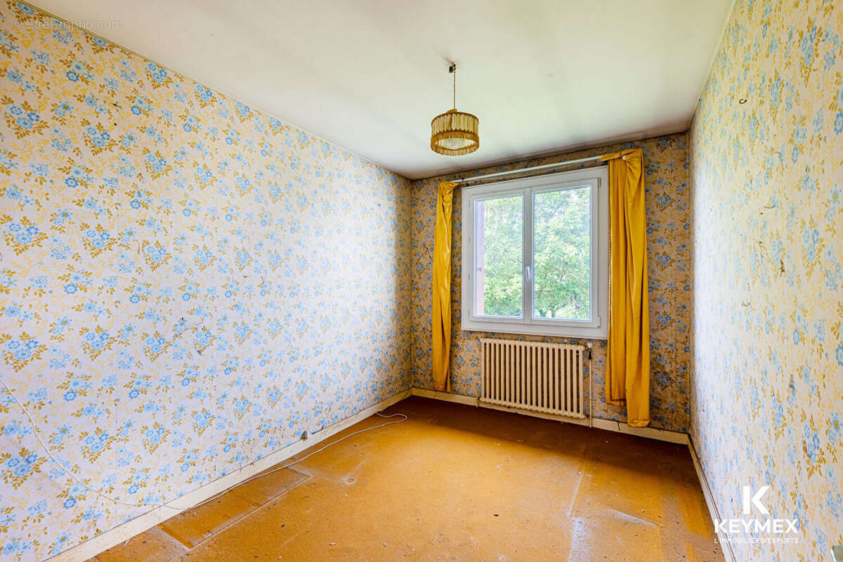 Maison à ENNERY