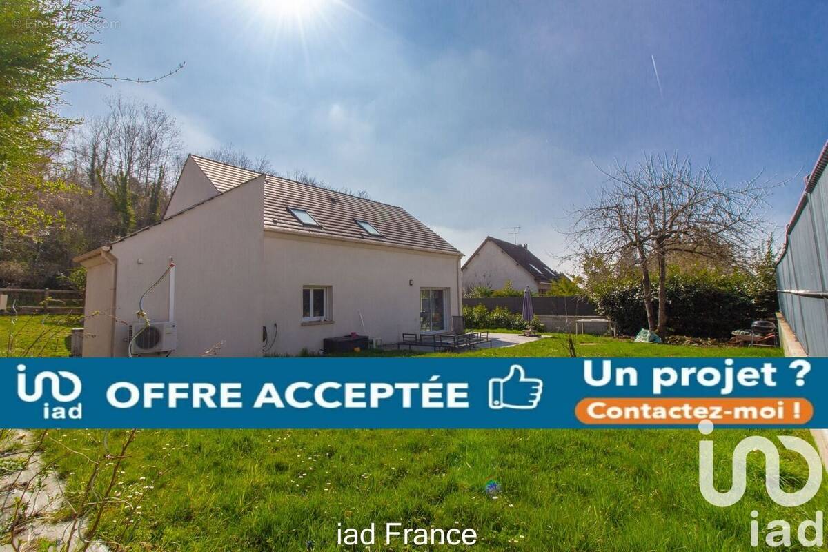 Photo 1 - Maison à JUZIERS
