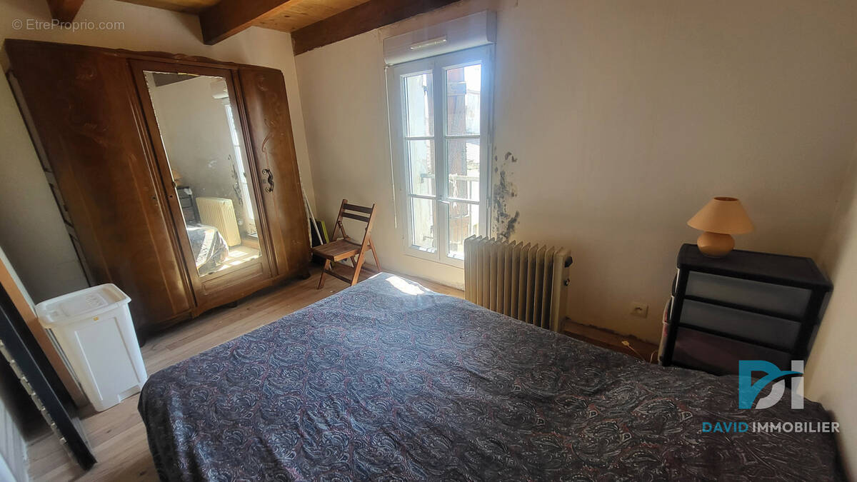 Maison à MONTBLANC