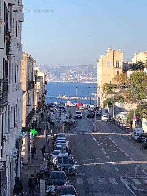 Appartement à MARSEILLE-7E