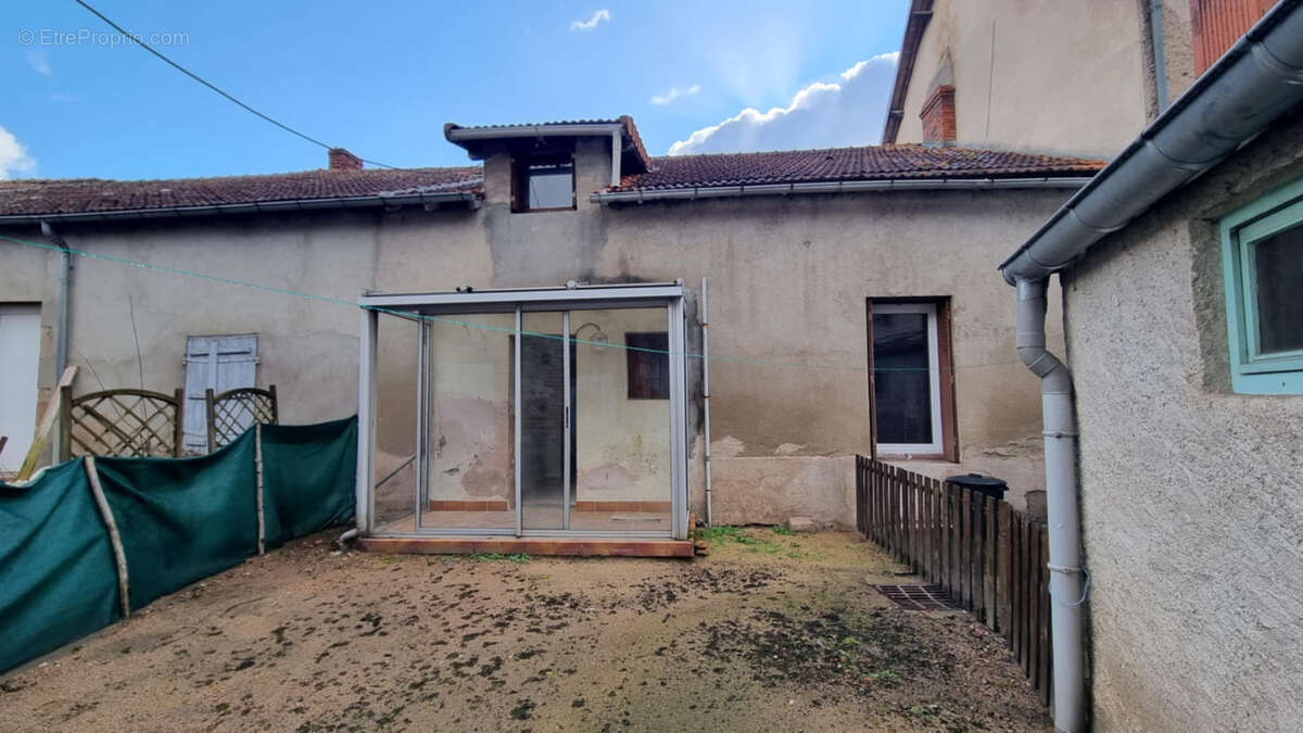 Maison à LAPALISSE