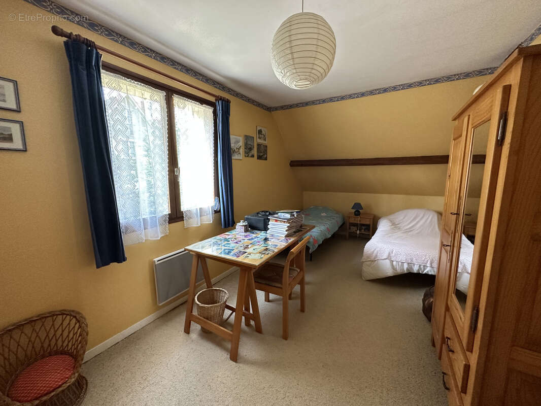 Maison à BURES-SUR-YVETTE