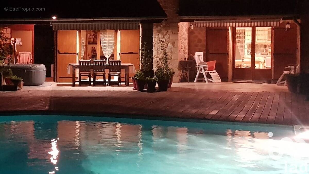 Photo 1 - Maison à VALLON-PONT-D&#039;ARC