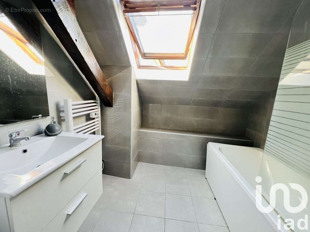 Photo 5 - Appartement à VERNEUIL-EN-HALATTE