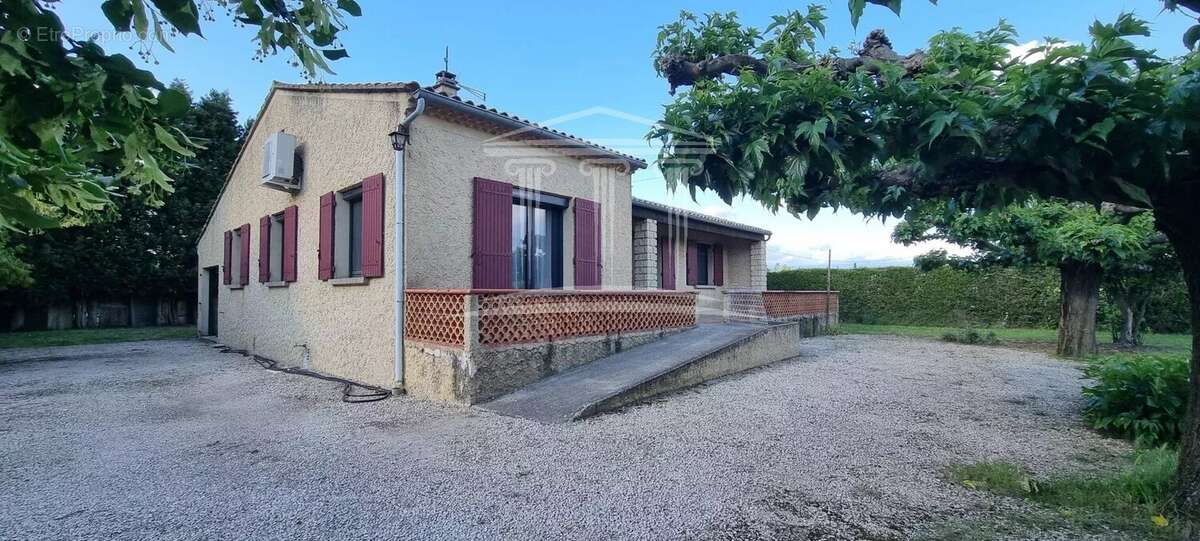 Maison à MONTEUX