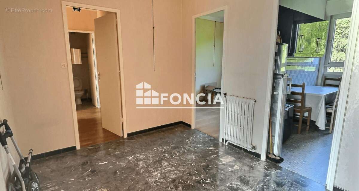 Appartement à SAINTE-FOY-LES-LYON