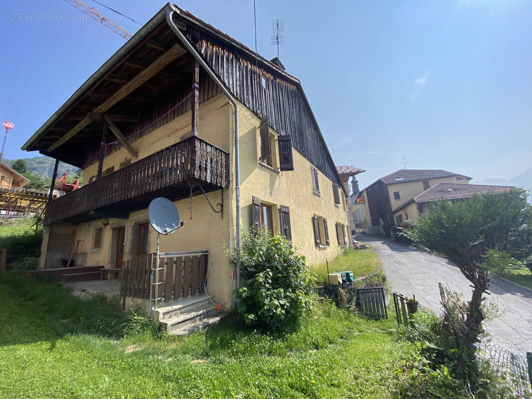 Appartement à ONNION