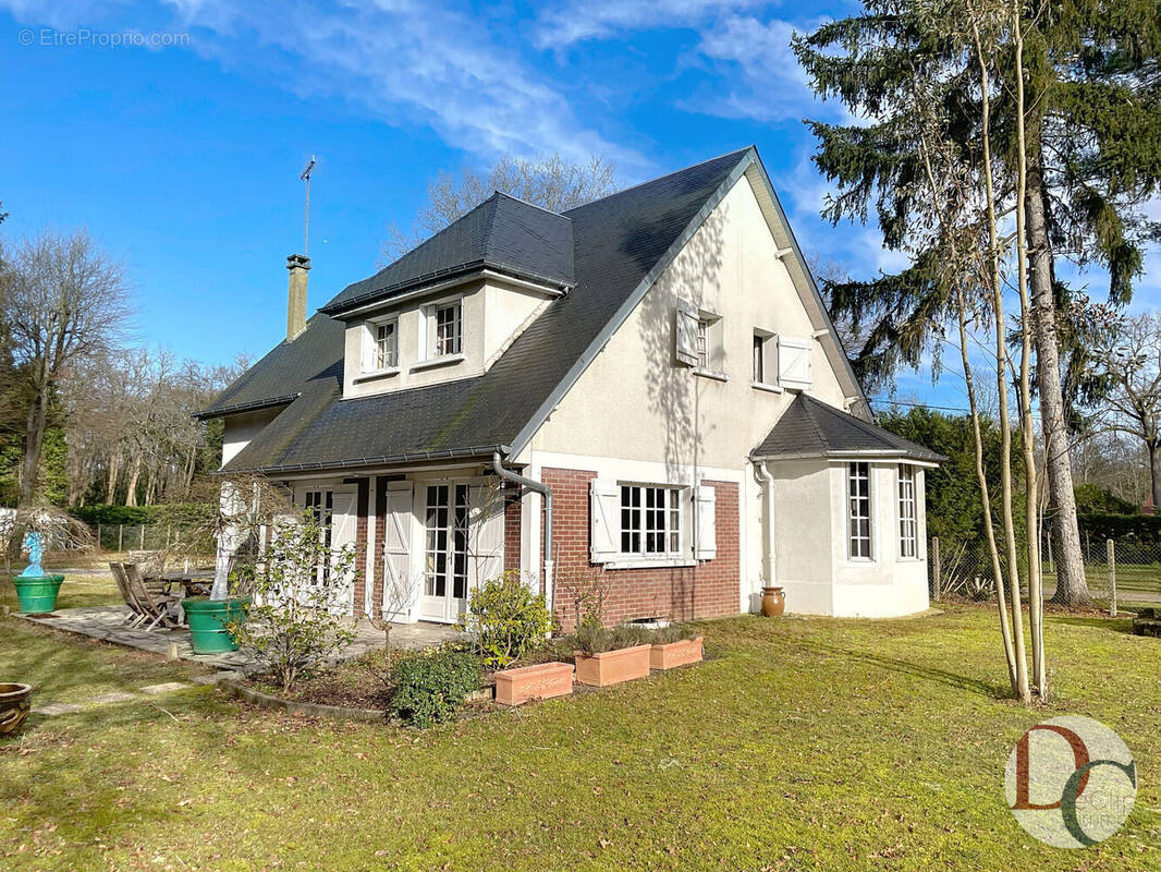 Photo 1 - Maison à LAMORLAYE