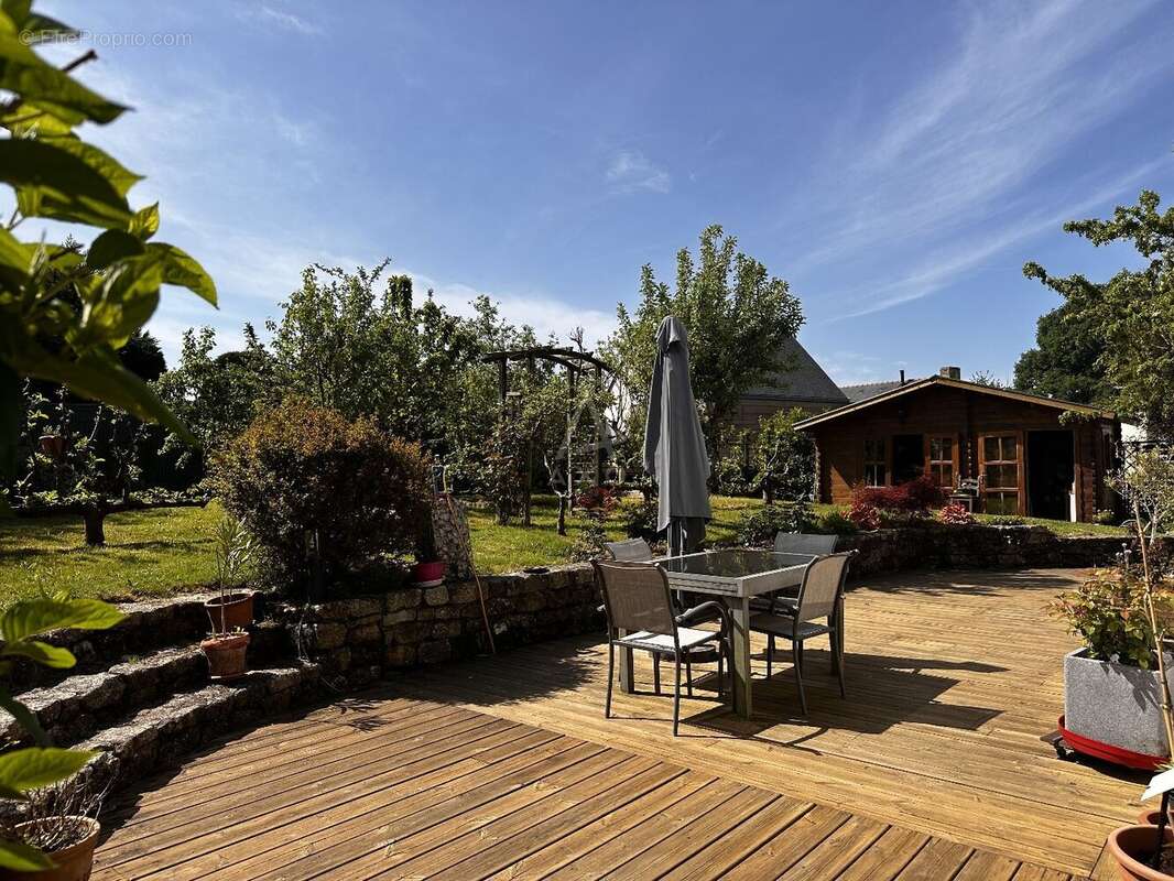 Maison à LOCOAL-MENDON