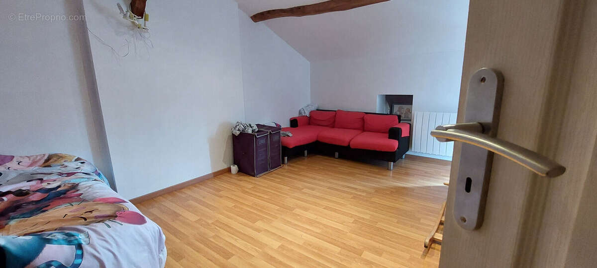 Maison à LENCLOITRE