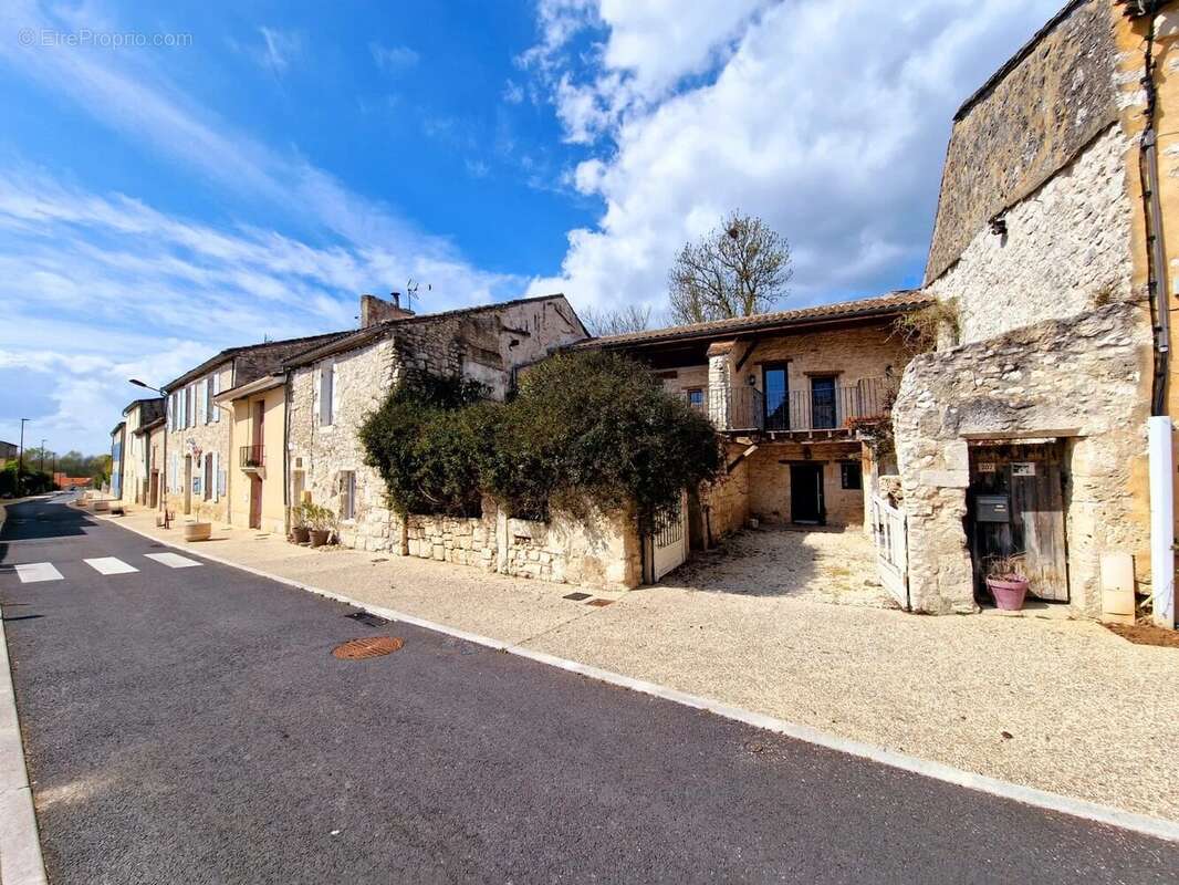 Maison à EYMET