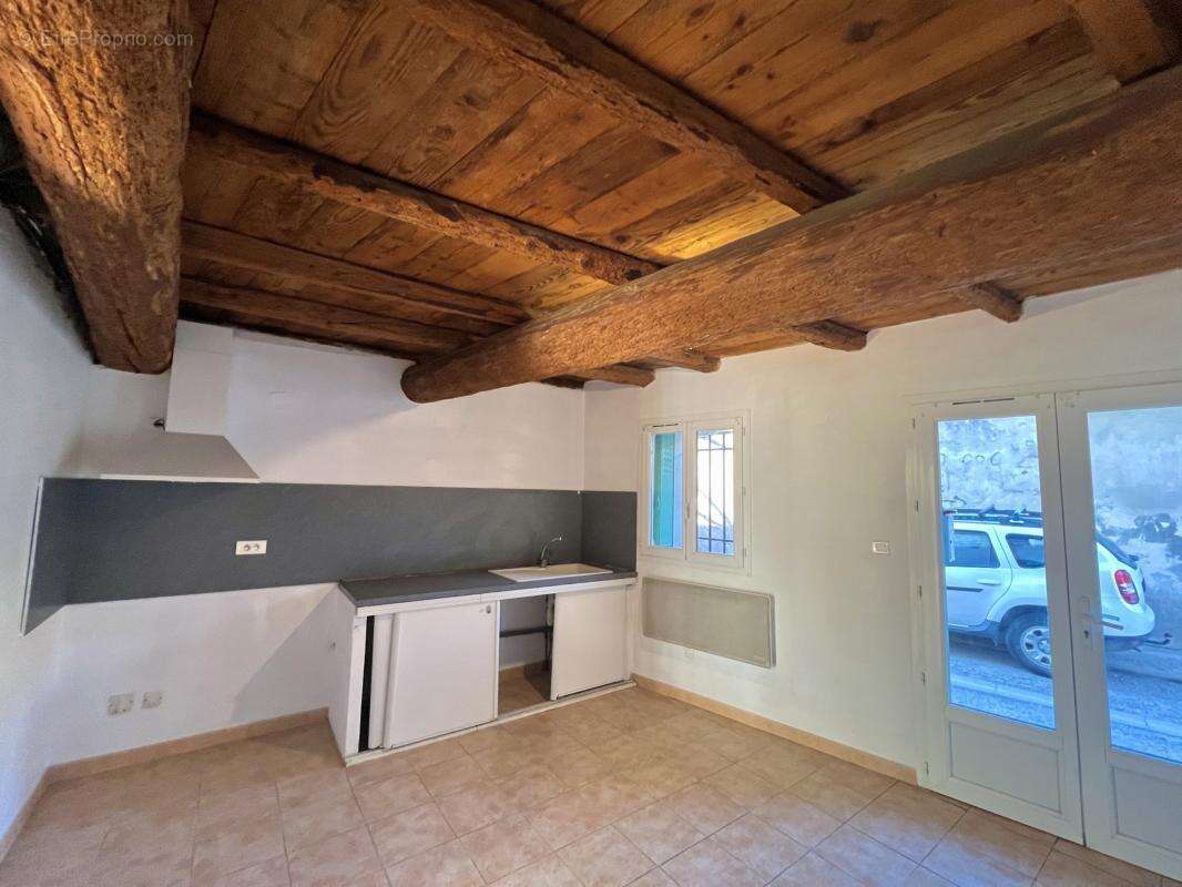 Appartement à REDESSAN