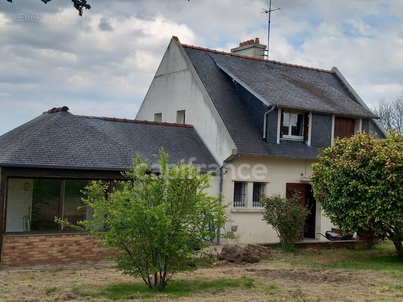Maison à SAINT-QUAY-PERROS