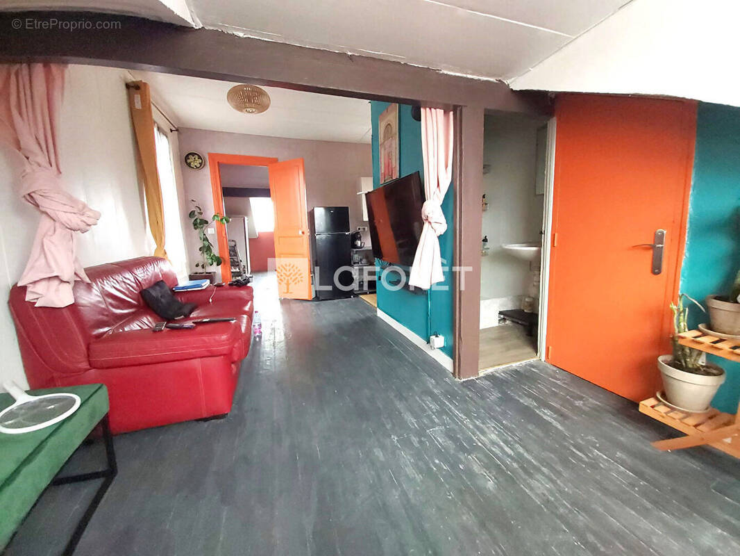 Appartement à VILLEMOMBLE
