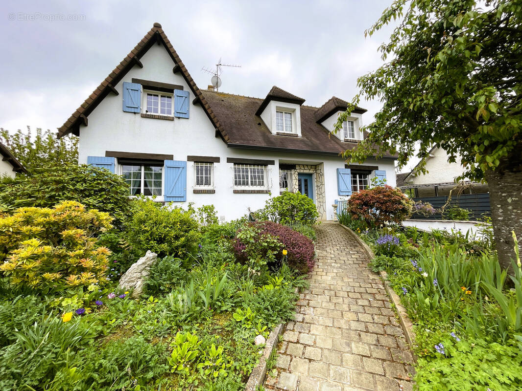 Maison à LUCE