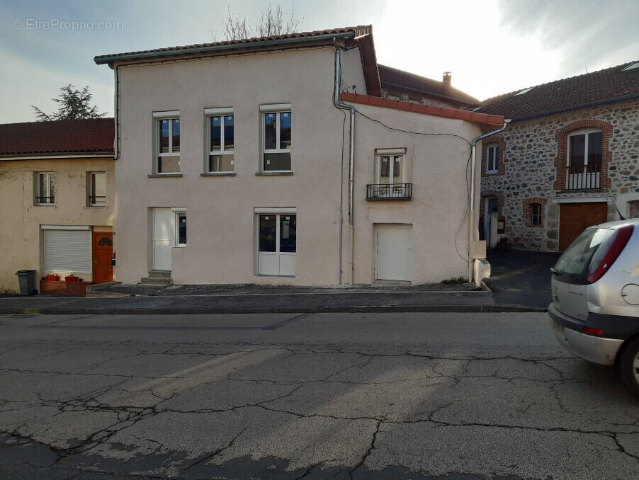 Maison à RETOURNAC