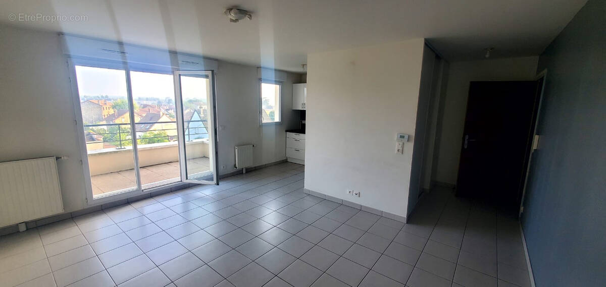 Appartement à VAIRES-SUR-MARNE