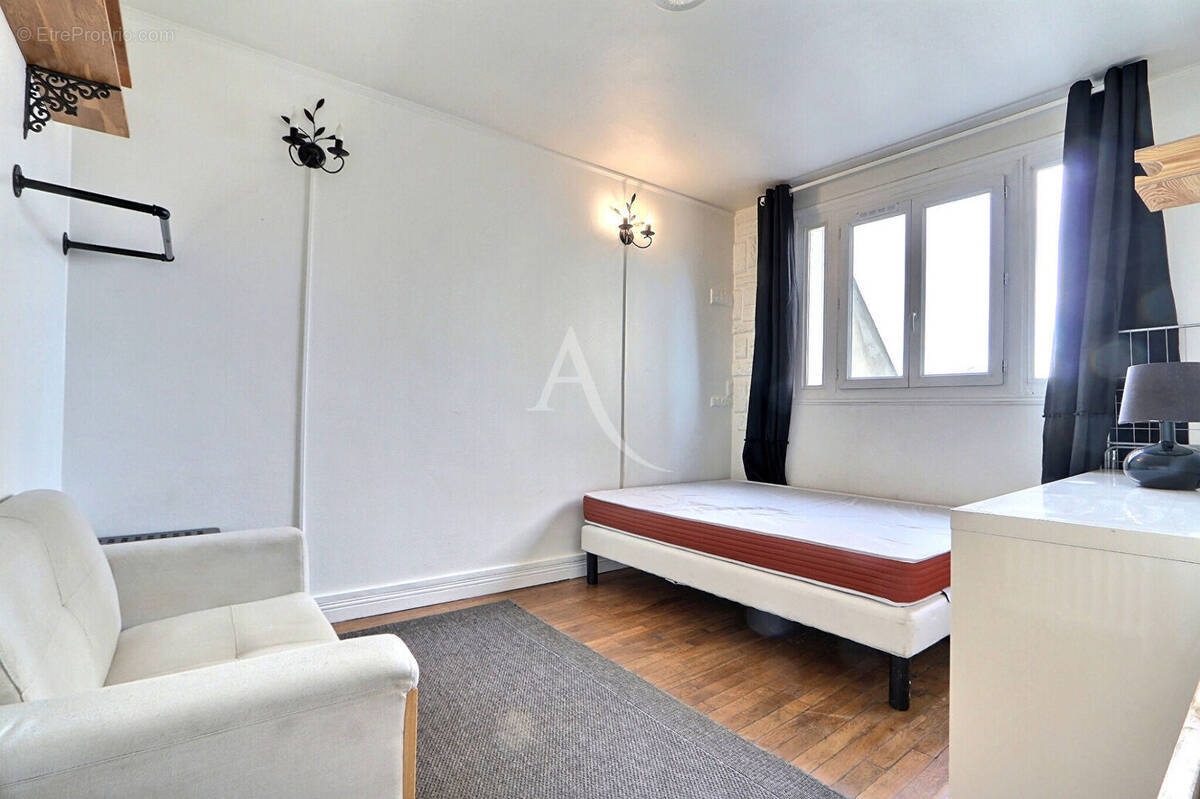 Appartement à AUBERVILLIERS