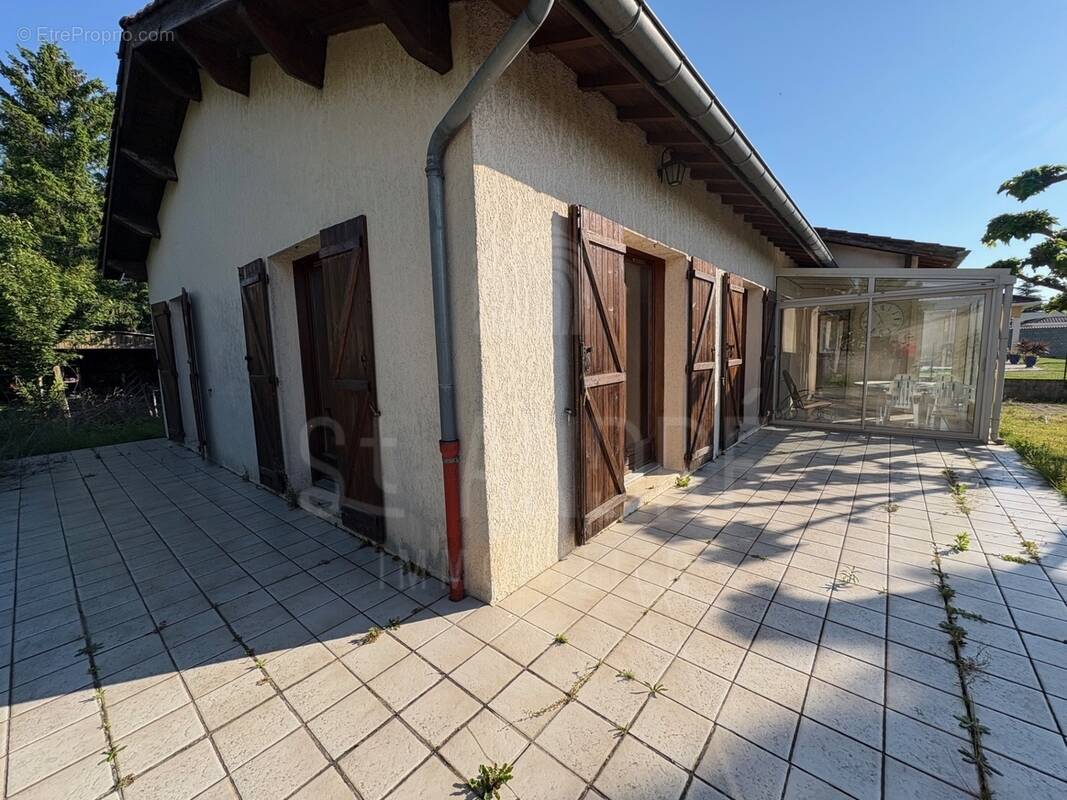 Maison à BEAUREPAIRE