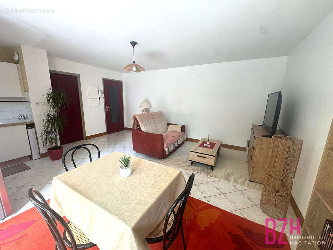Appartement à SAINT-AVE