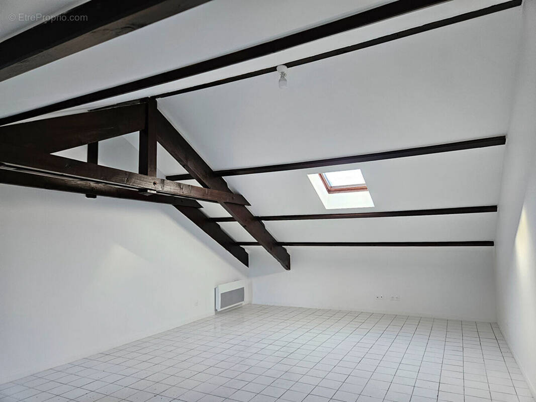 Appartement à CRESPIERES