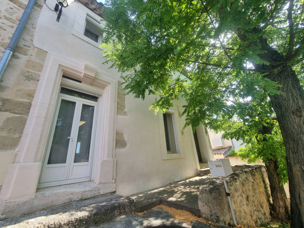 Maison à MONTADY