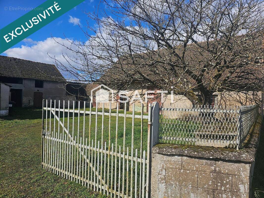 Photo 1 - Maison à OUROUX-SUR-SAONE