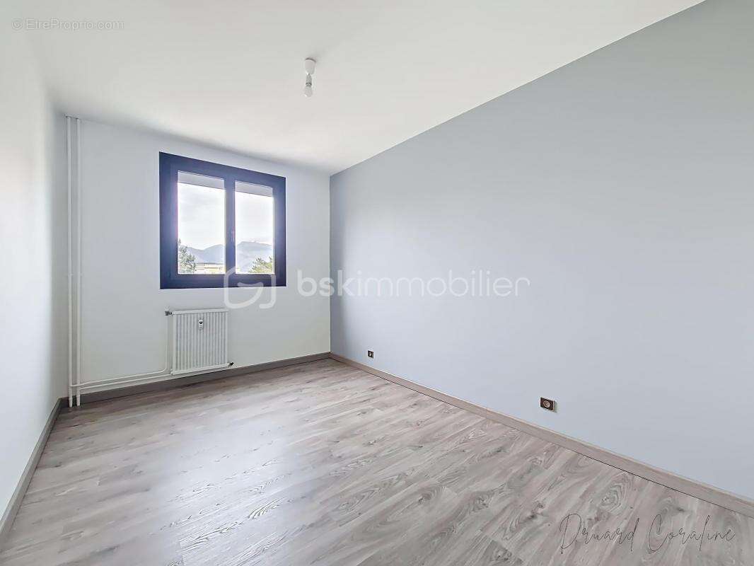 Appartement à ECHIROLLES