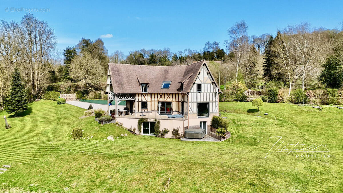 Maison à BLANGY-LE-CHATEAU