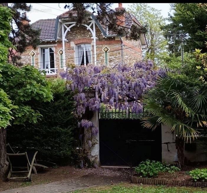 Maison à MONTGERON
