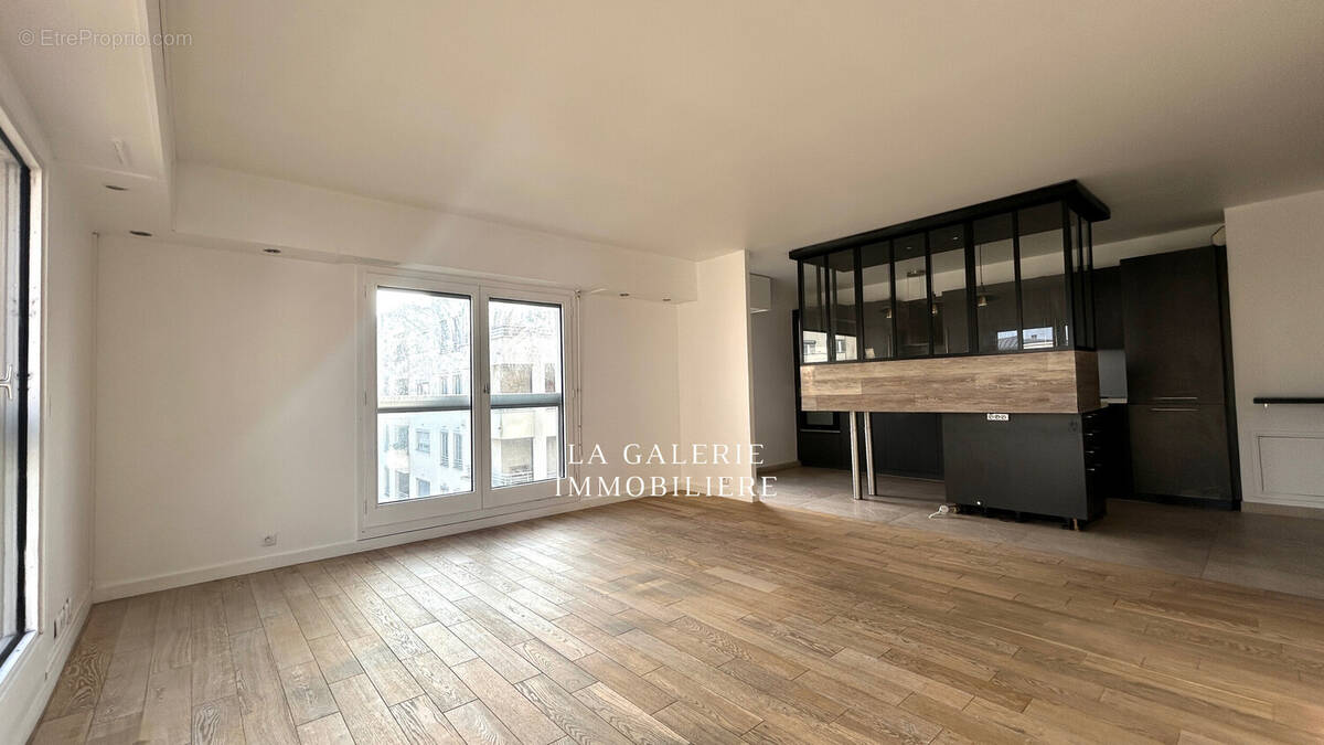 Séjour - Appartement à PUTEAUX