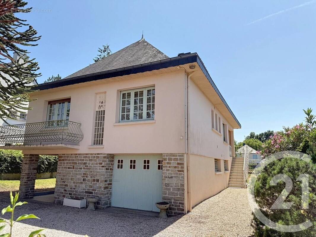 Maison à AVESSAC