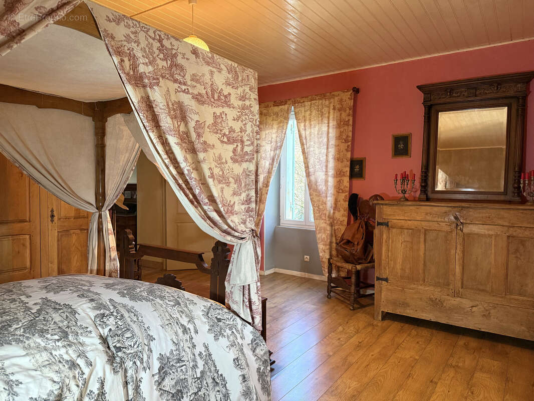 Maison à EYMET