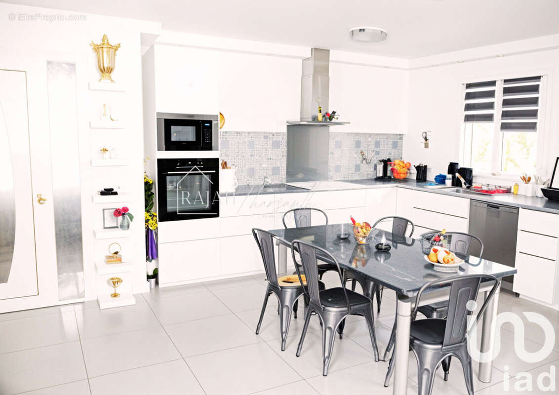 Photo 2 - Maison à SARCELLES