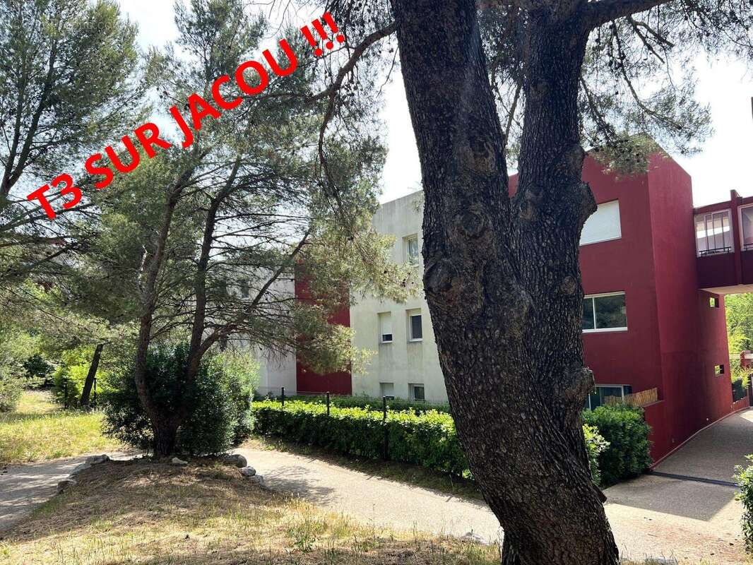 Appartement à JACOU