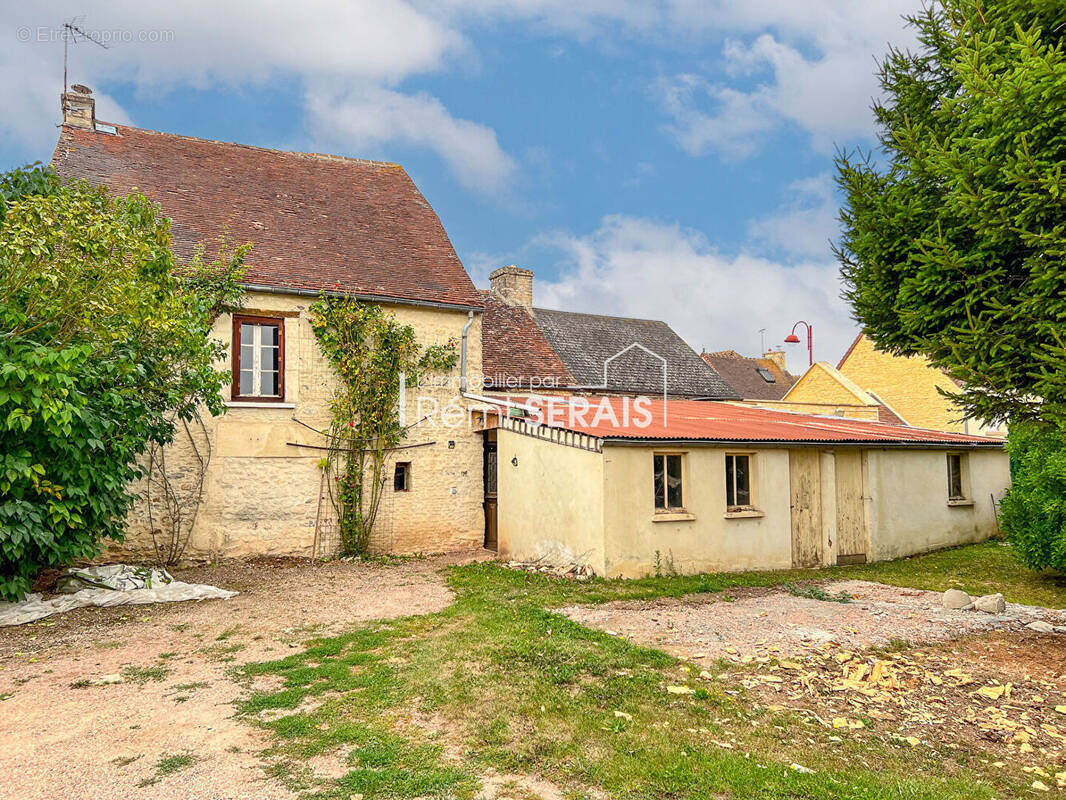Maison à POTIGNY