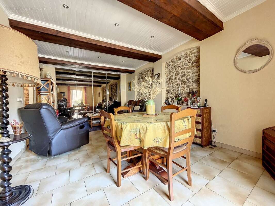 Maison à MARAUSSAN