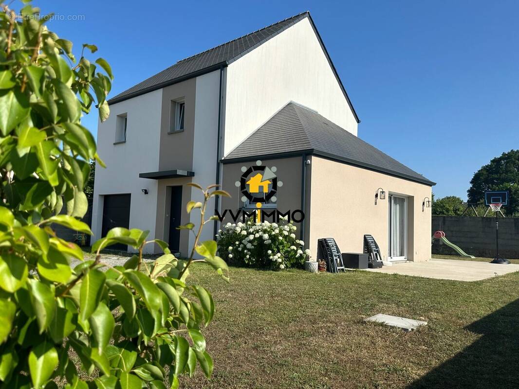 Maison à SAINT-MARS-DU-DESERT