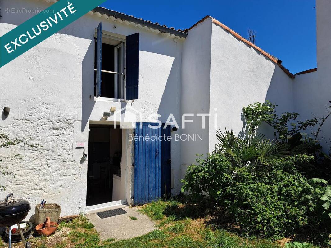 Photo 1 - Maison à CHAILLEVETTE