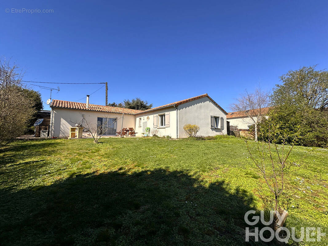Maison à JAUNAY-CLAN