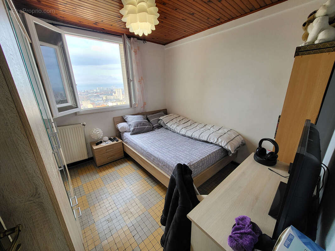 Appartement à MARSEILLE-14E