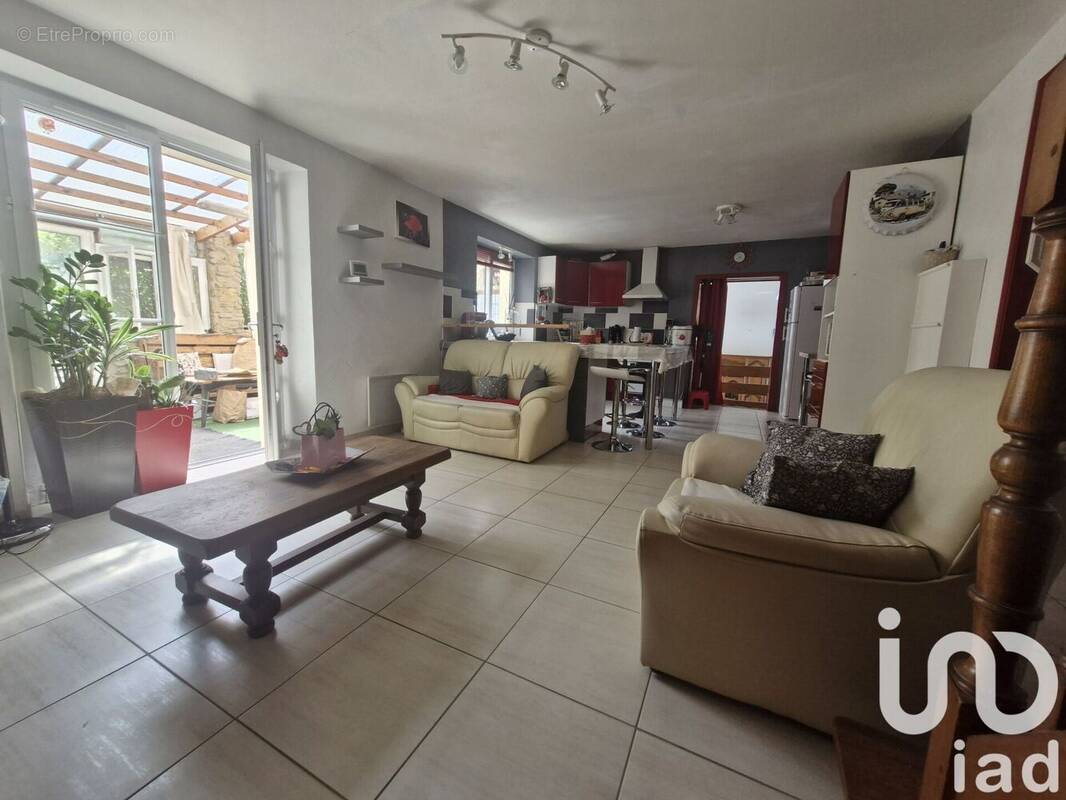 Photo 1 - Maison à THOUARS