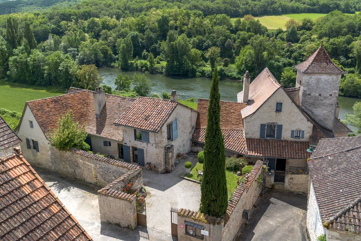 Maison à VERS