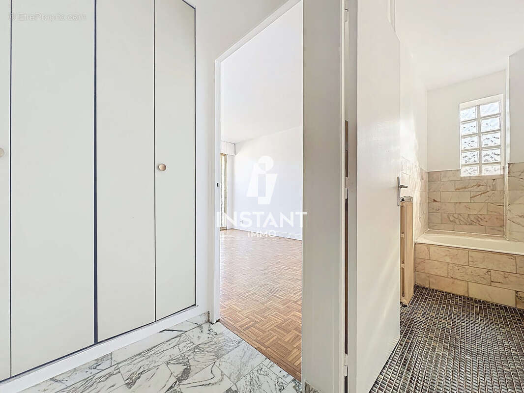 Appartement à SAINT-MAUR-DES-FOSSES