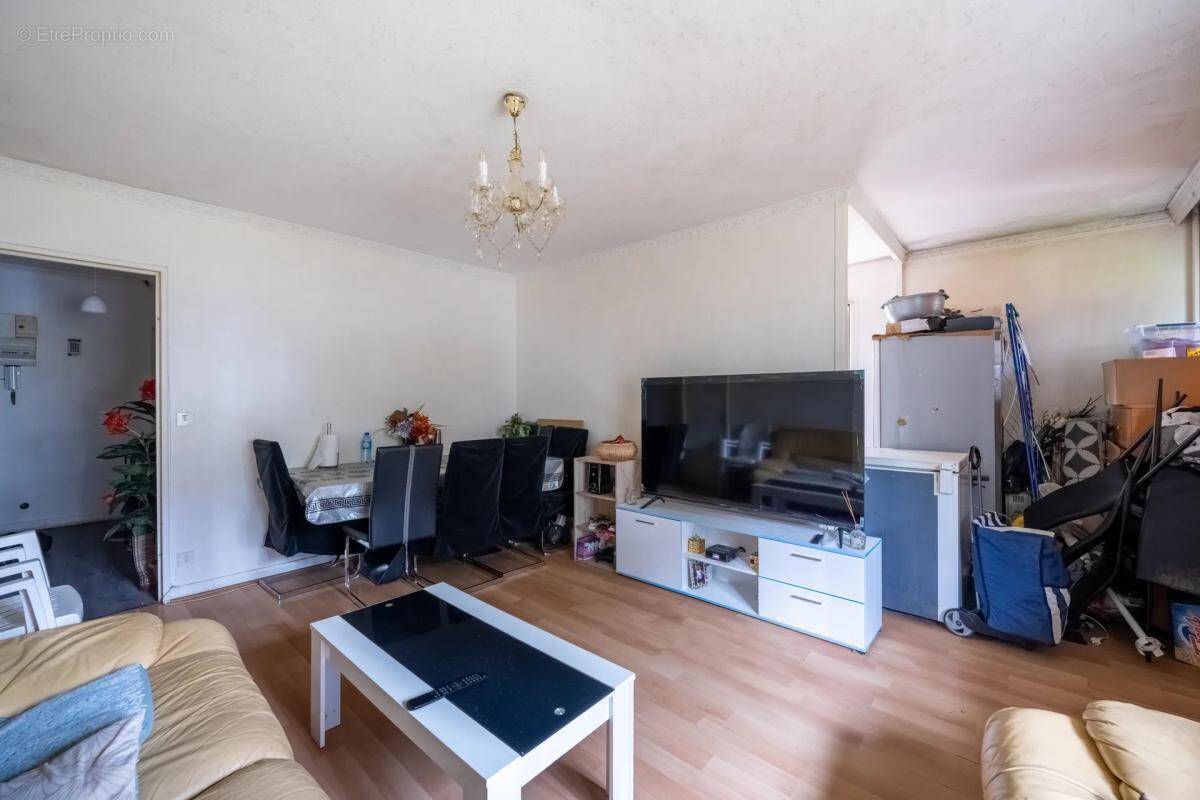 Appartement à TREMBLAY-EN-FRANCE