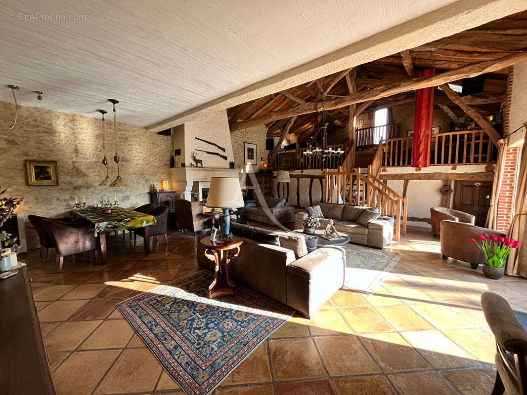 Maison à PRAYSSAC